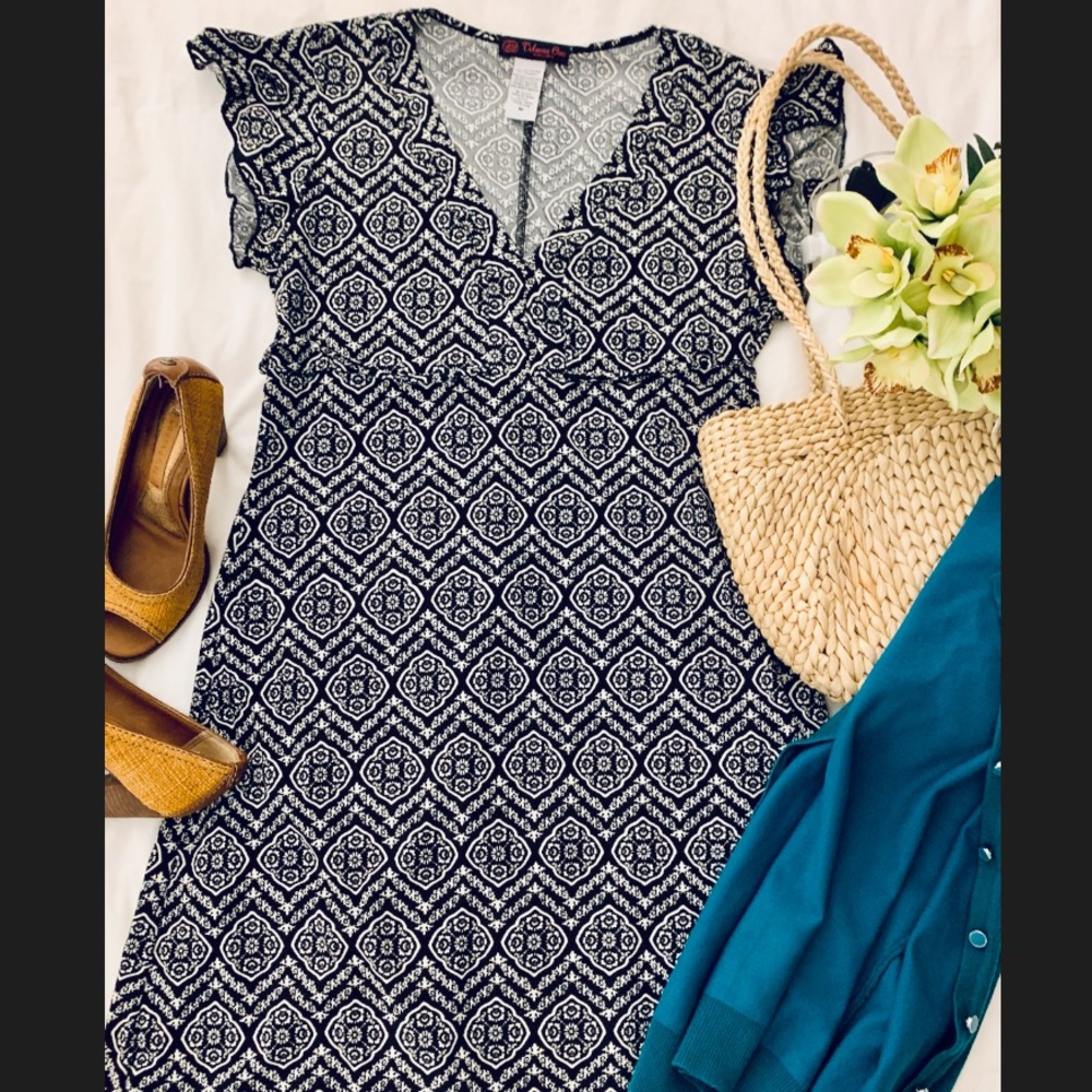 Summer dress w/flutter sleeves. Wash/ no wrinkle